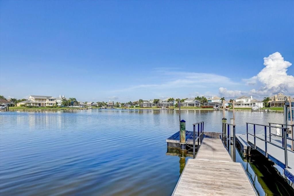 For Sale: $1,895,000 (4 beds, 3 baths, 4307 Square Feet)