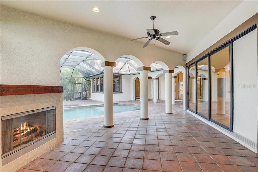 For Sale: $1,895,000 (4 beds, 3 baths, 4307 Square Feet)