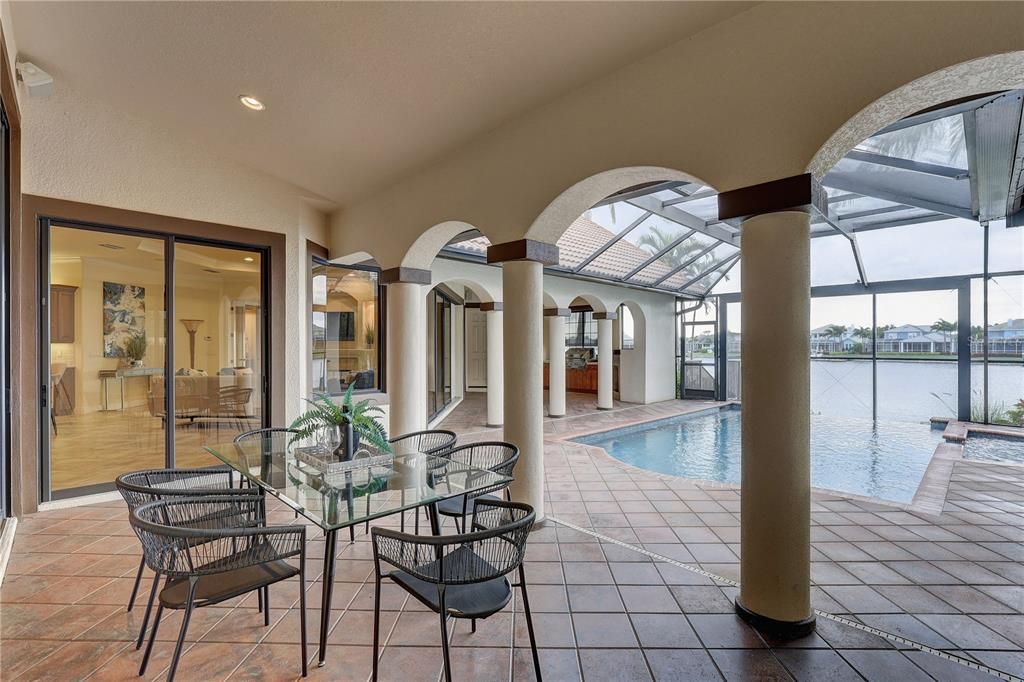 For Sale: $1,895,000 (4 beds, 3 baths, 4307 Square Feet)