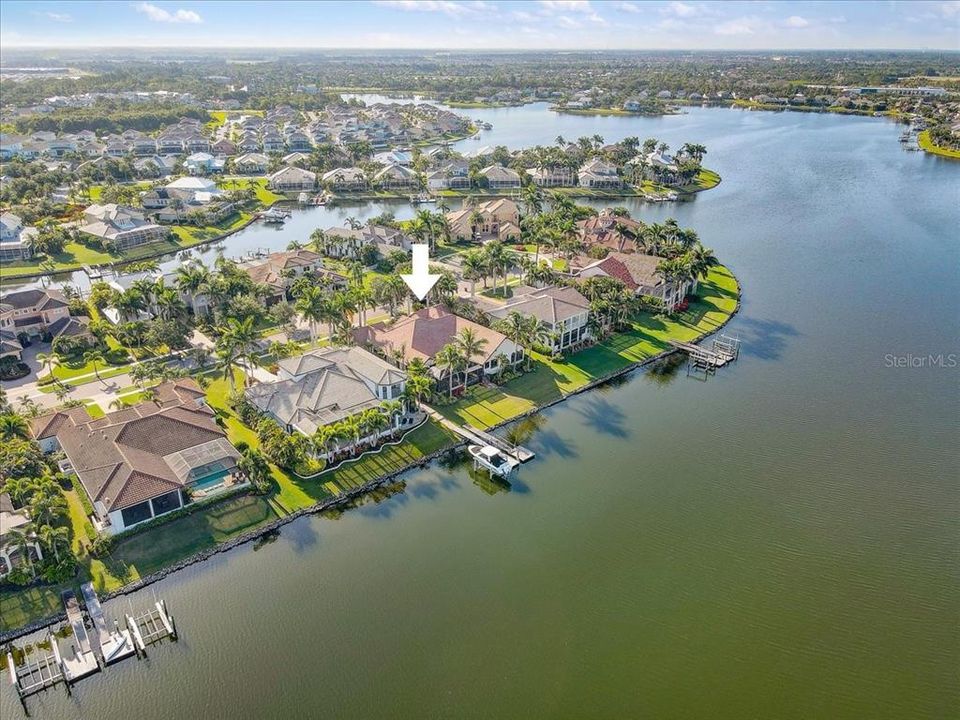 For Sale: $1,895,000 (4 beds, 3 baths, 4307 Square Feet)