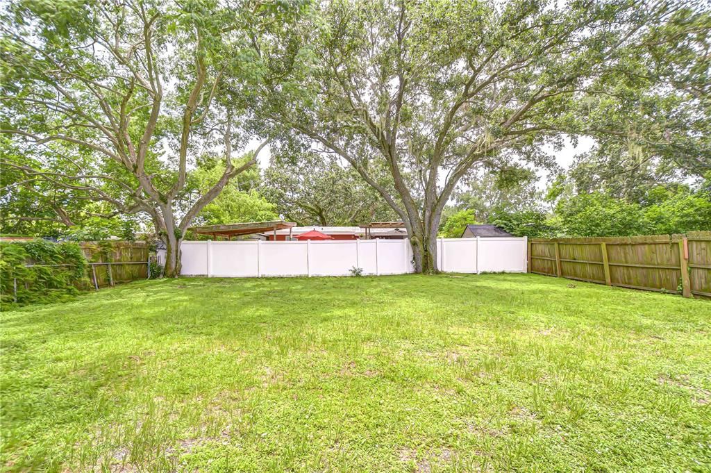 For Sale: $259,990 (2 beds, 1 baths, 748 Square Feet)