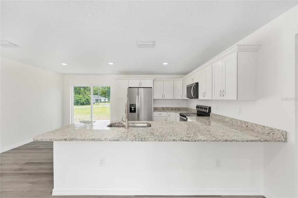 En Venta: $248,900 (3 camas, 2 baños, 1251 Pies cuadrados)