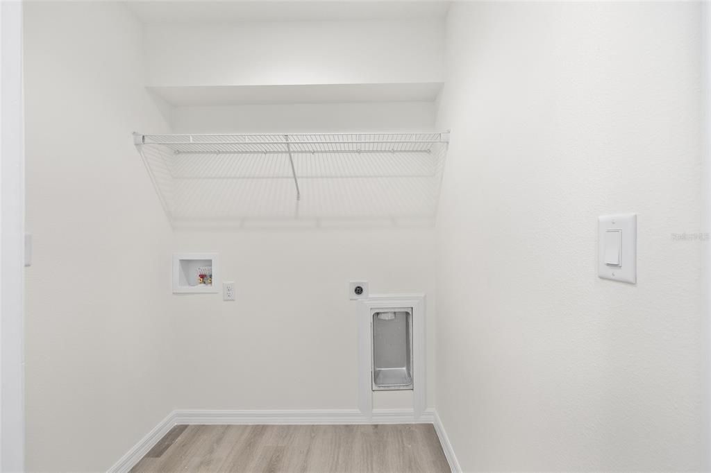 En Venta: $248,900 (3 camas, 2 baños, 1251 Pies cuadrados)