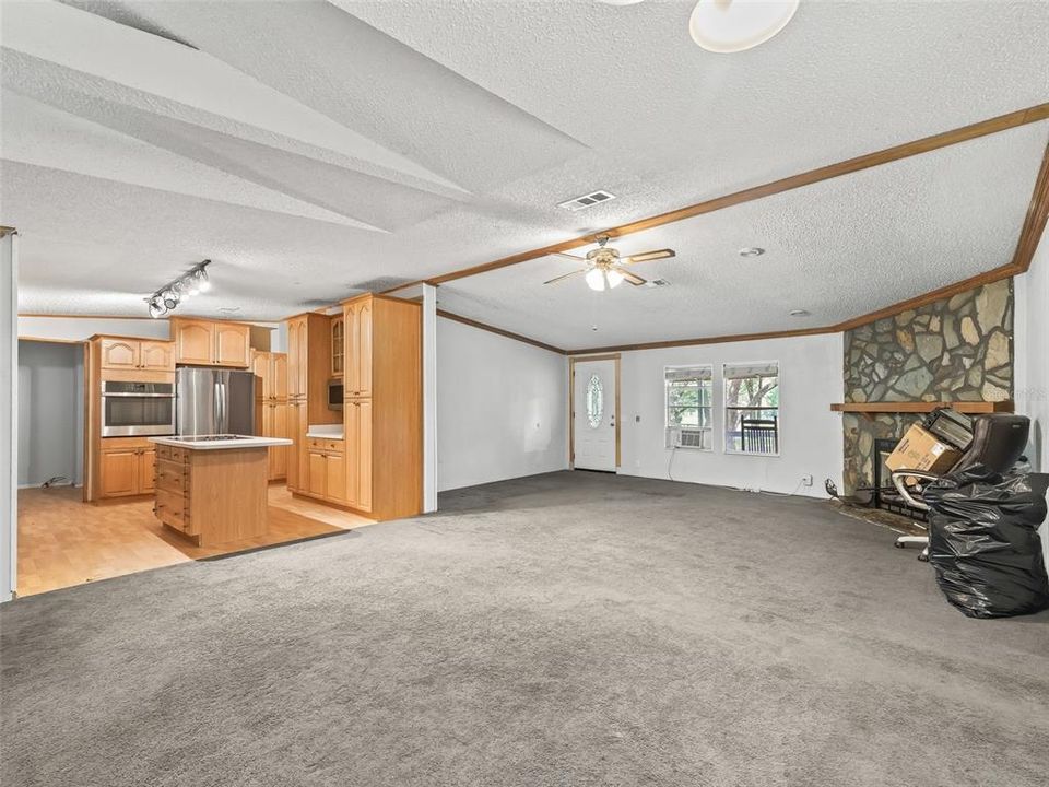 На продажу: $349,000 (3 спален, 2 ванн, 1782 Квадратных фут)