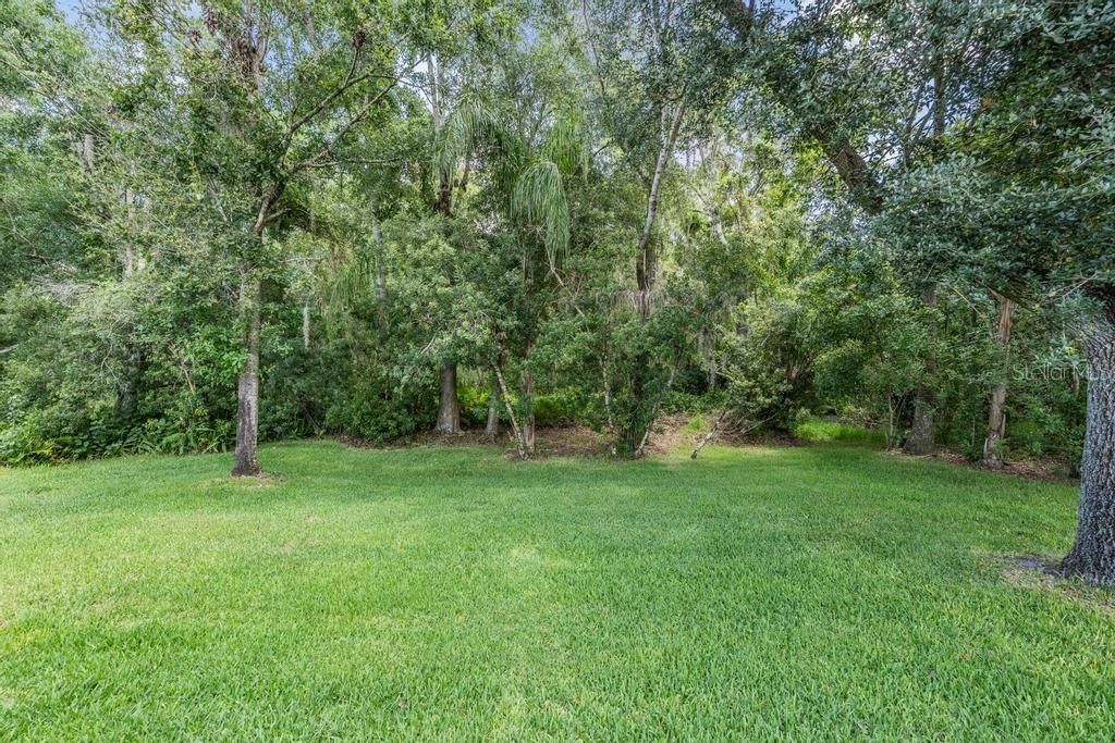 Под контрактом: $1,230,000 (4 спален, 3 ванн, 3472 Квадратных фут)