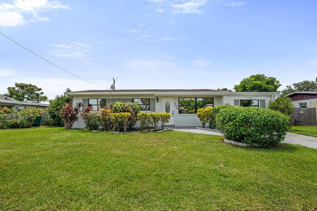 待售: $329,900 (4 贝兹, 2 浴室, 1663 平方英尺)