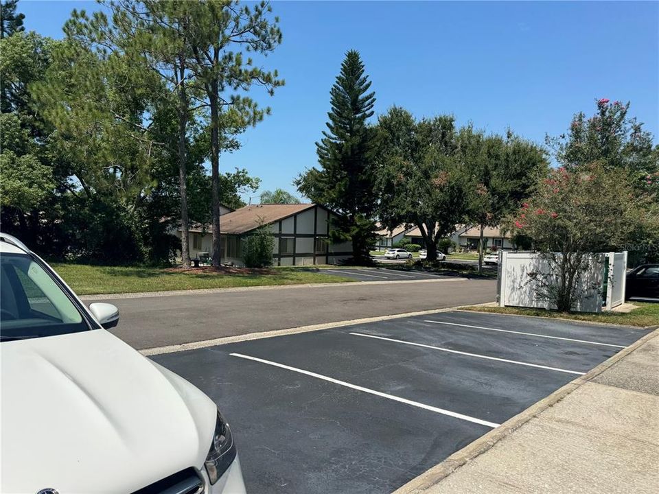 Activo con contrato: $1,700 (2 camas, 2 baños, 1030 Pies cuadrados)