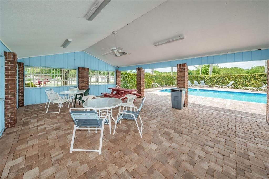 Activo con contrato: $1,700 (2 camas, 2 baños, 1030 Pies cuadrados)