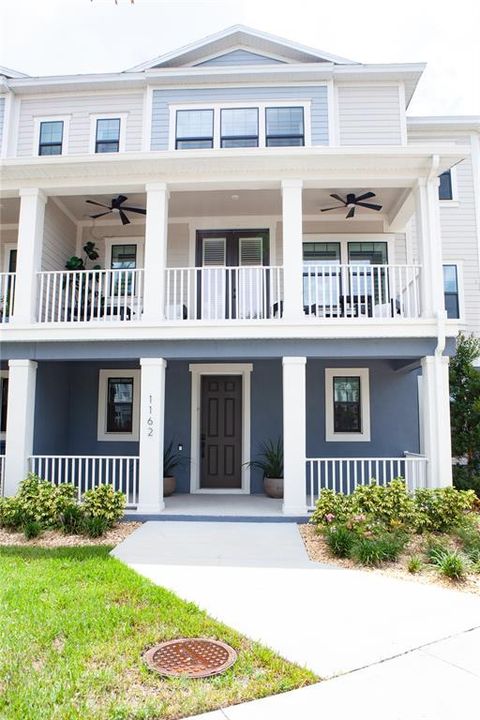 Недавно продано: $559,990 (3 спален, 3 ванн, 2522 Квадратных фут)