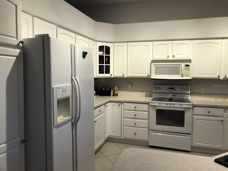 出租: $2,400 (3 贝兹, 2 浴室, 2065 平方英尺)