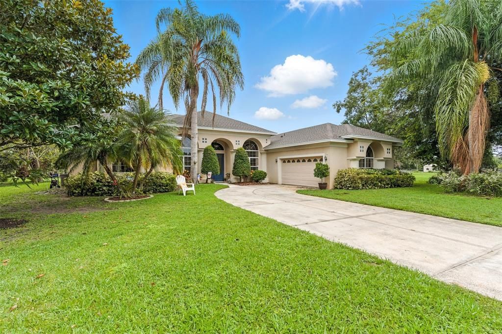 For Sale: $949,900 (4 beds, 3 baths, 2777 Square Feet)