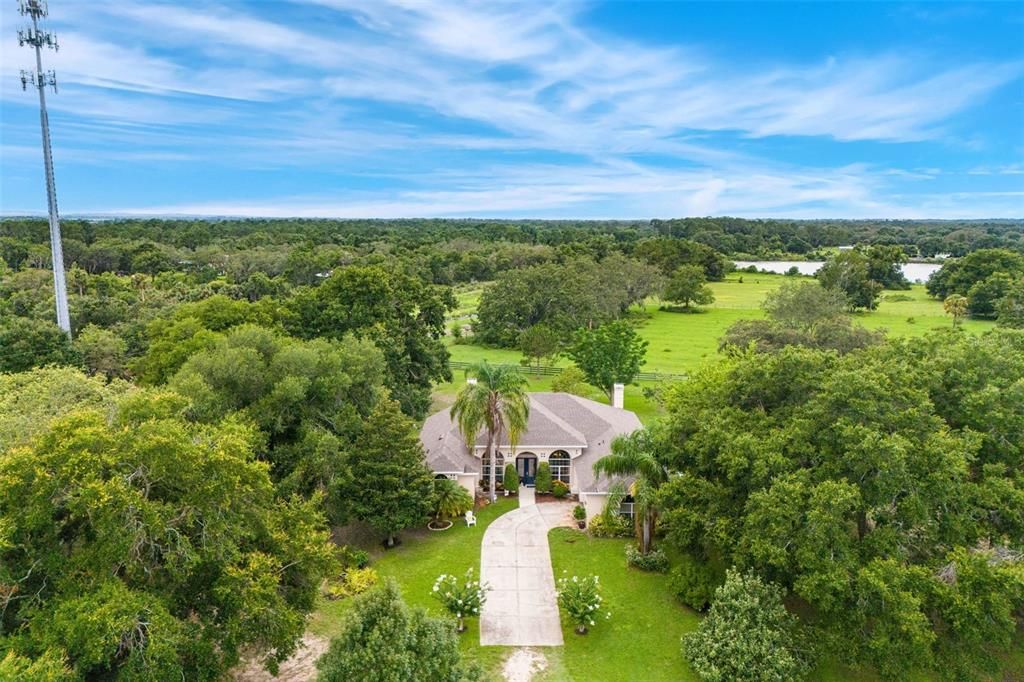 For Sale: $949,900 (4 beds, 3 baths, 2777 Square Feet)