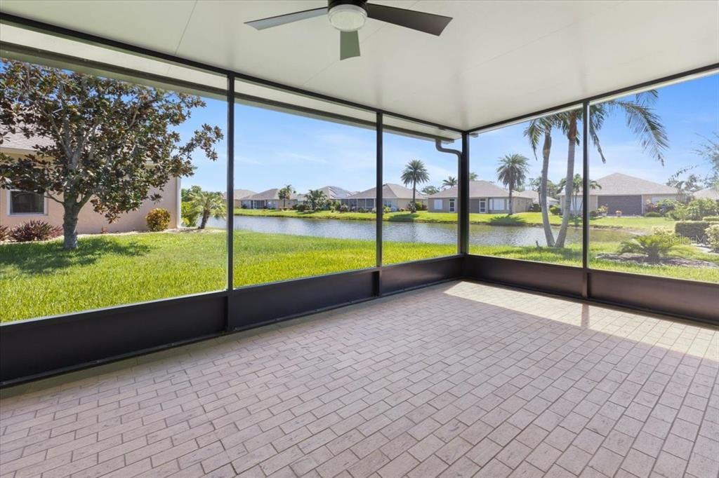 En Venta: $499,900 (3 camas, 2 baños, 2560 Pies cuadrados)