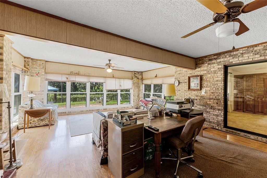 Active With Contract: $412,500 (3 beds, 2 baths, 2089 Square Feet)