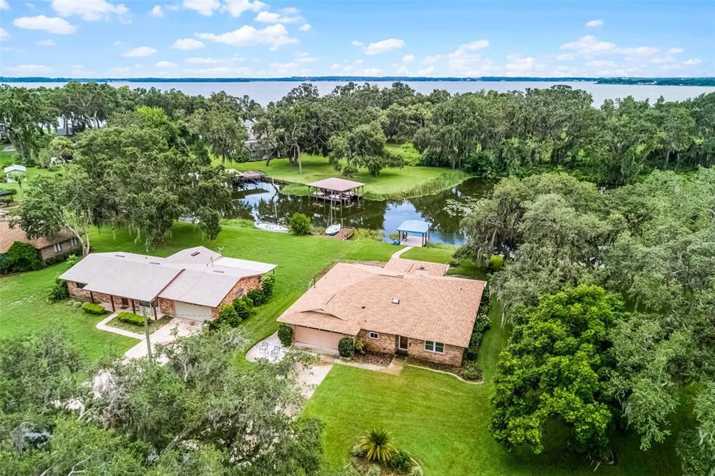 Active With Contract: $412,500 (3 beds, 2 baths, 2089 Square Feet)