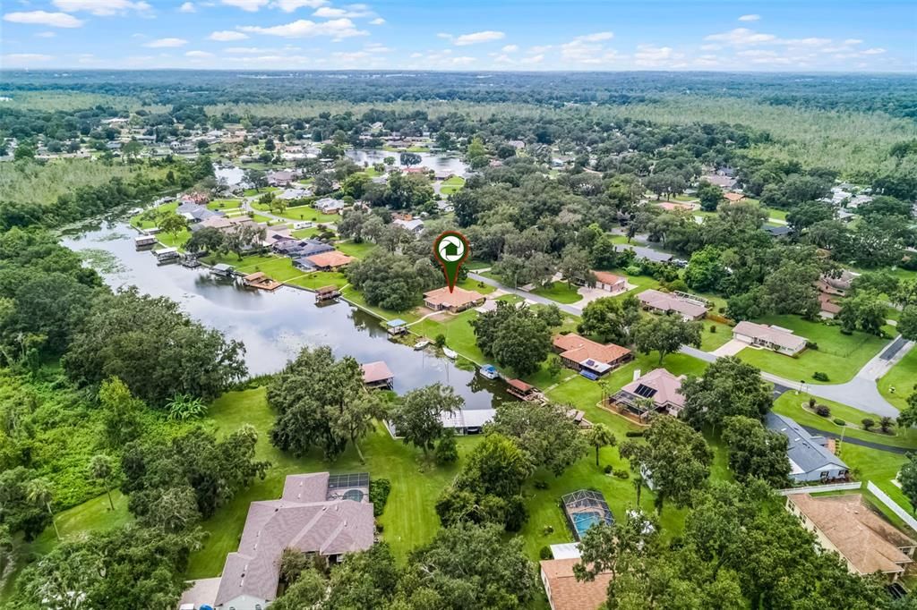 Active With Contract: $412,500 (3 beds, 2 baths, 2089 Square Feet)