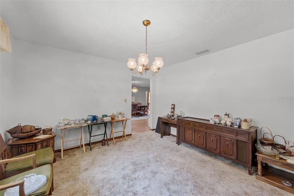 Active With Contract: $412,500 (3 beds, 2 baths, 2089 Square Feet)