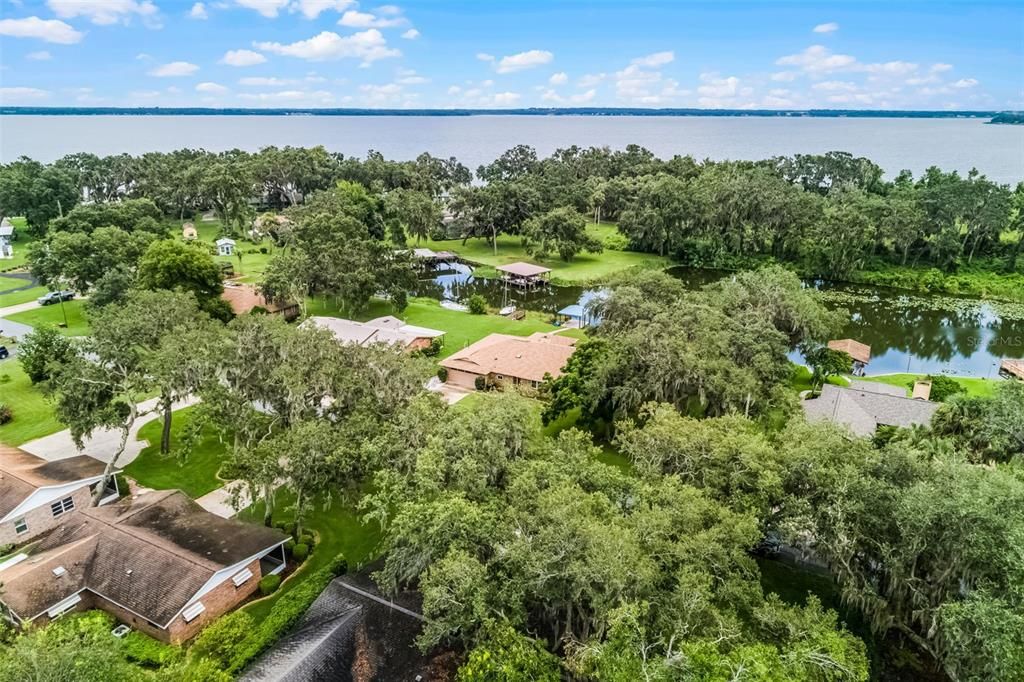 Active With Contract: $412,500 (3 beds, 2 baths, 2089 Square Feet)