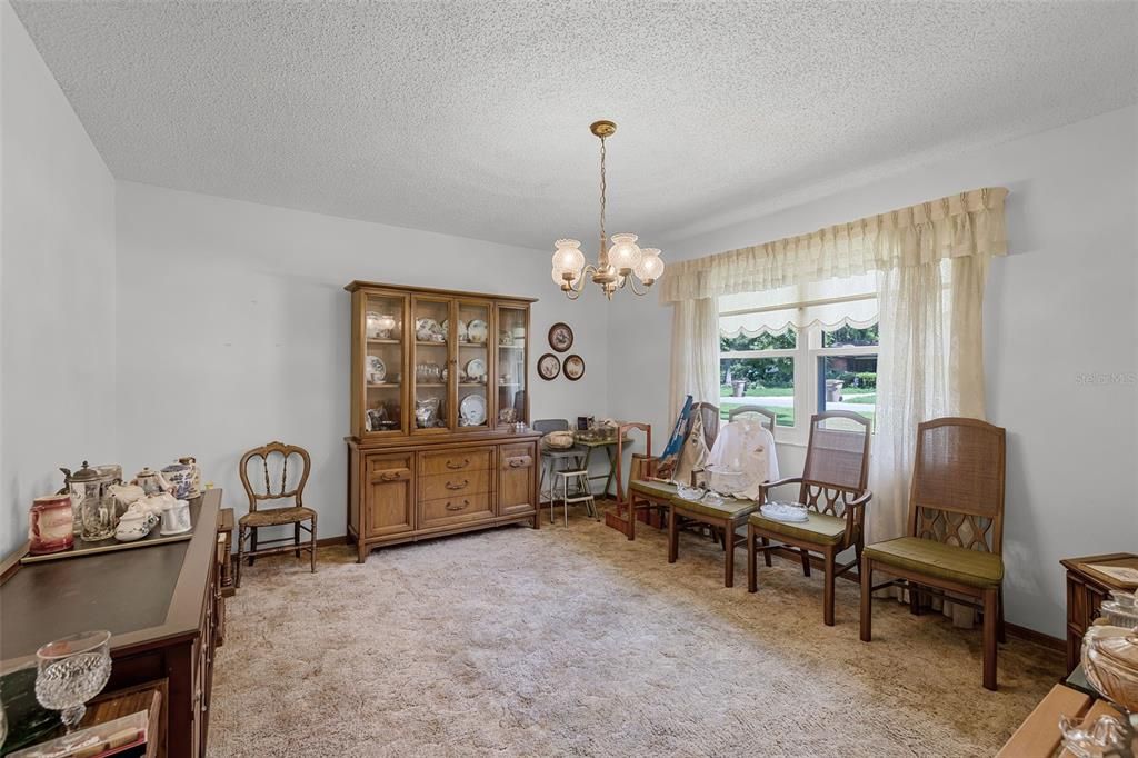 Active With Contract: $412,500 (3 beds, 2 baths, 2089 Square Feet)