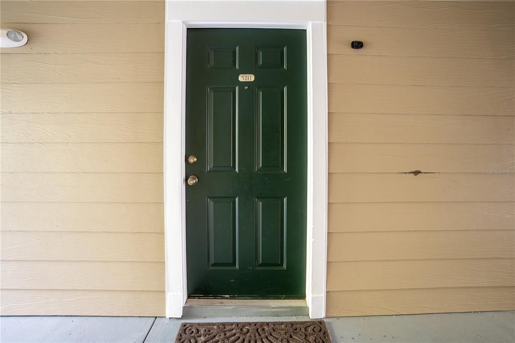 For Rent: $1,600 (2 beds, 2 baths, 1044 Square Feet)