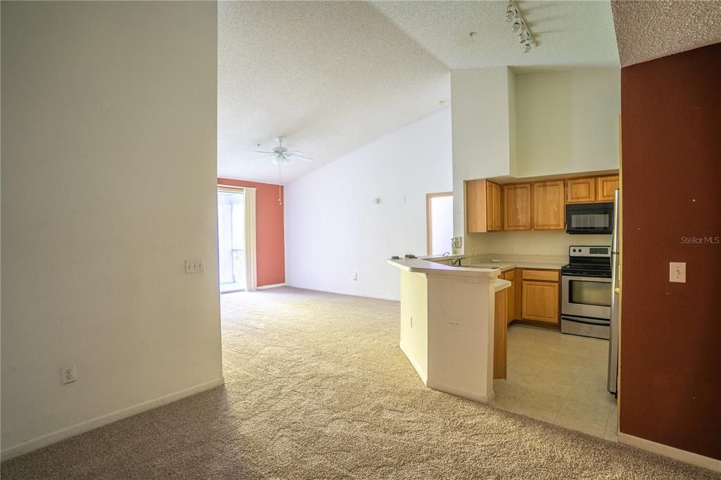 For Rent: $1,600 (2 beds, 2 baths, 1044 Square Feet)