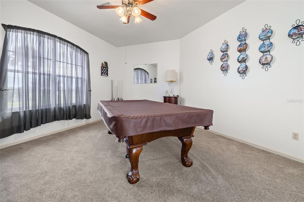 For Sale: $1,100,000 (5 beds, 3 baths, 3617 Square Feet)