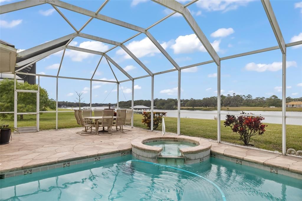 For Sale: $1,100,000 (5 beds, 3 baths, 3617 Square Feet)