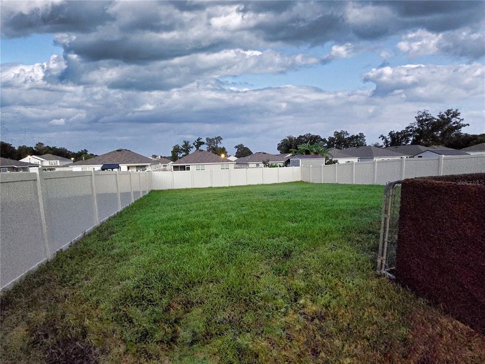 出租: $2,600 (3 贝兹, 2 浴室, 1615 平方英尺)