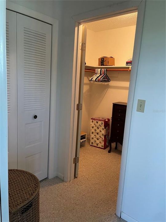 For Sale: $265,000 (2 beds, 2 baths, 1416 Square Feet)