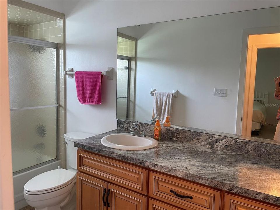 For Sale: $265,000 (2 beds, 2 baths, 1416 Square Feet)