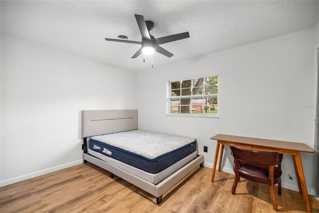 Activo con contrato: $223,900 (3 camas, 2 baños, 1424 Pies cuadrados)