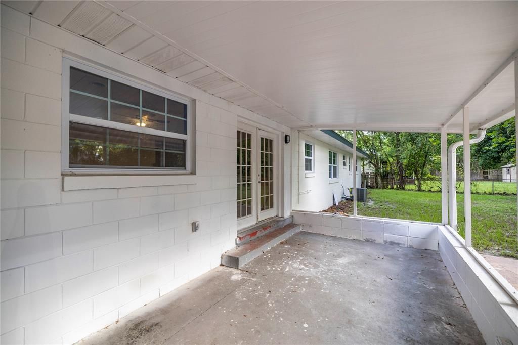 Activo con contrato: $223,900 (3 camas, 2 baños, 1424 Pies cuadrados)