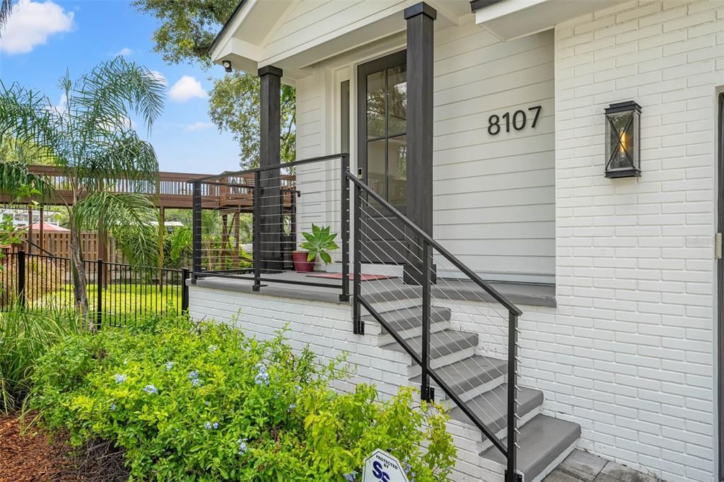 For Sale: $1,550,000 (3 beds, 2 baths, 2405 Square Feet)