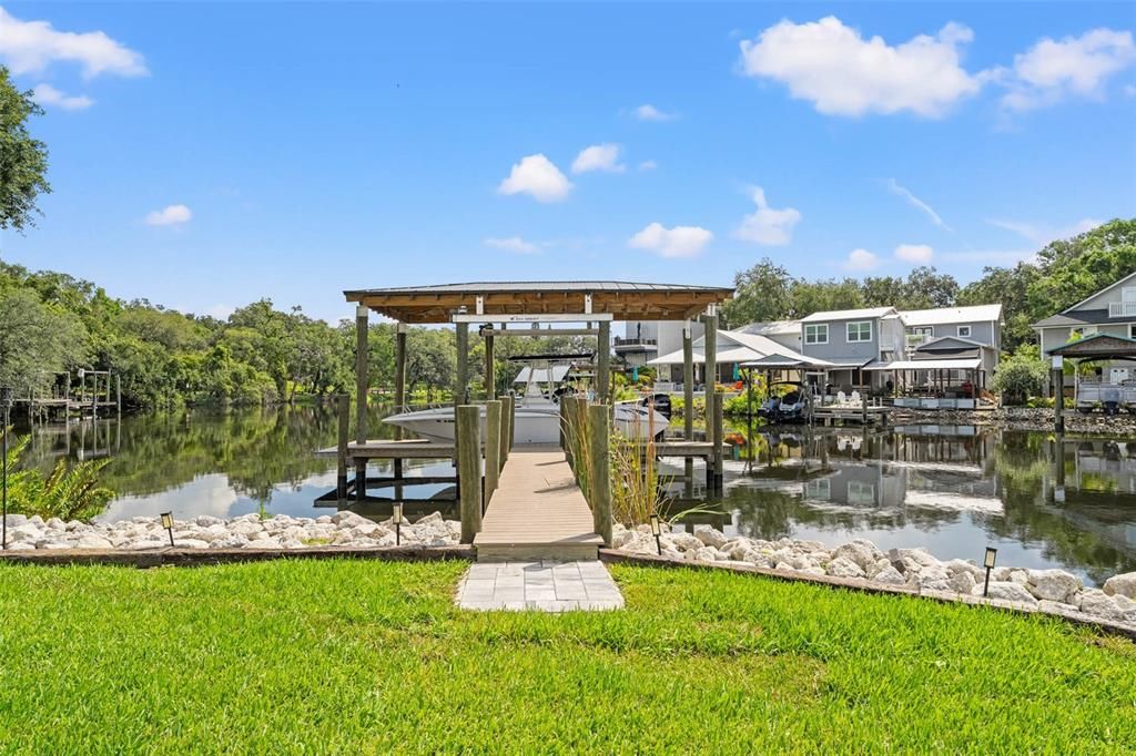 For Sale: $1,550,000 (3 beds, 2 baths, 2405 Square Feet)