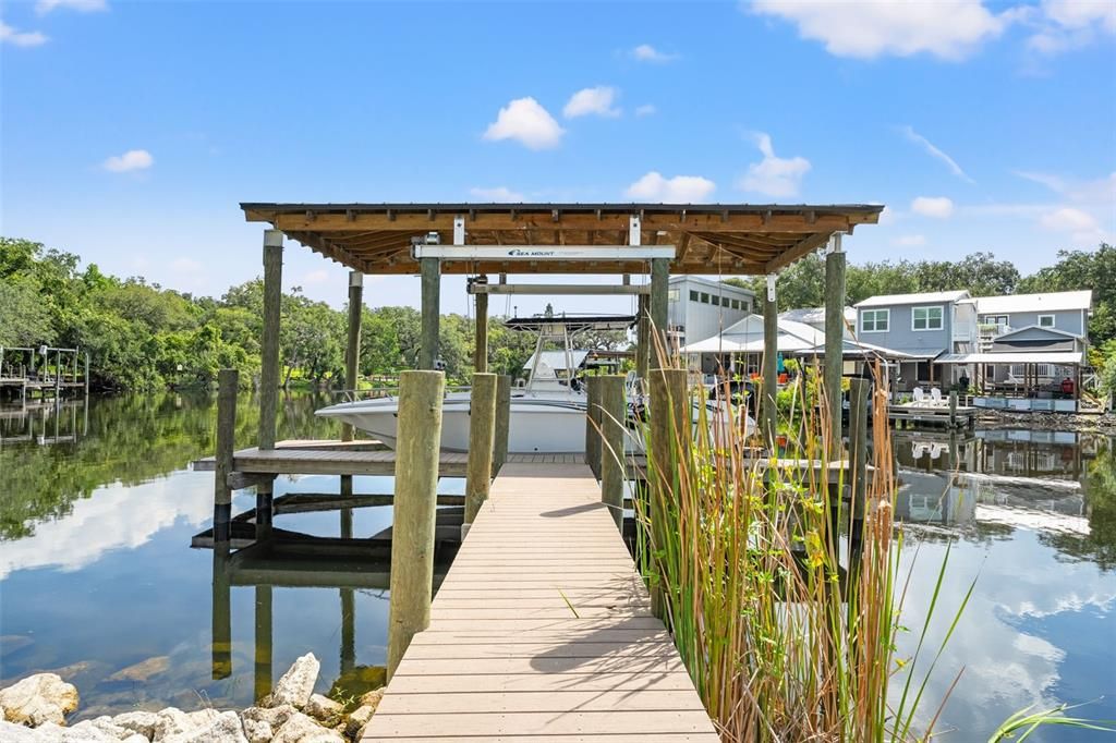 For Sale: $1,550,000 (3 beds, 2 baths, 2405 Square Feet)