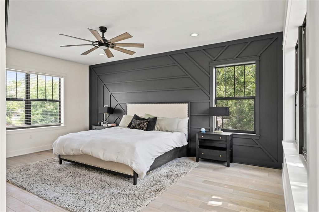 For Sale: $1,550,000 (3 beds, 2 baths, 2405 Square Feet)