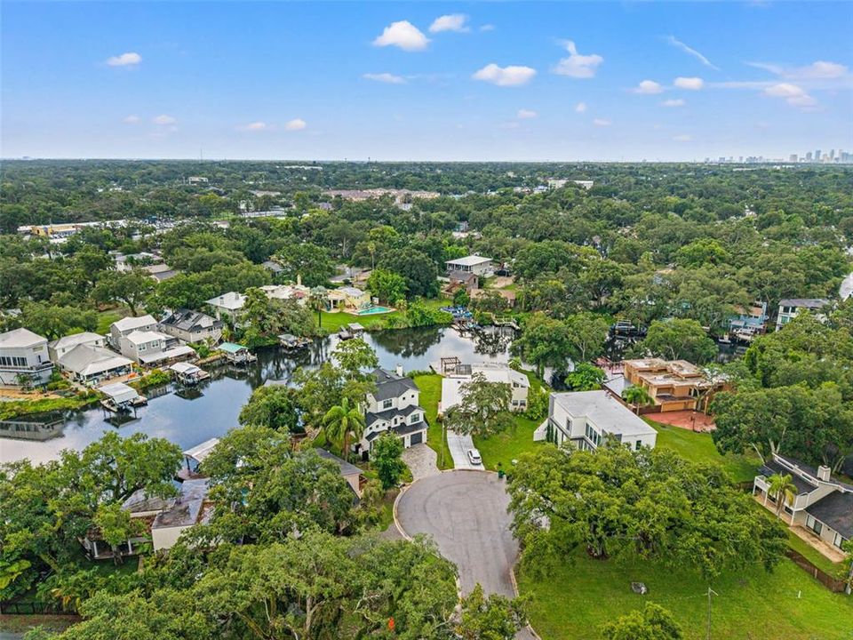 For Sale: $1,550,000 (3 beds, 2 baths, 2405 Square Feet)