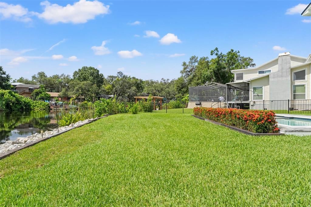 For Sale: $1,550,000 (3 beds, 2 baths, 2405 Square Feet)