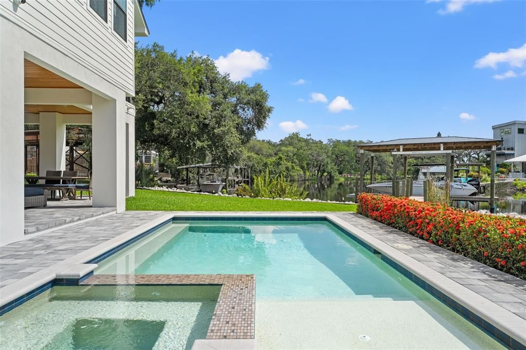 For Sale: $1,550,000 (3 beds, 2 baths, 2405 Square Feet)