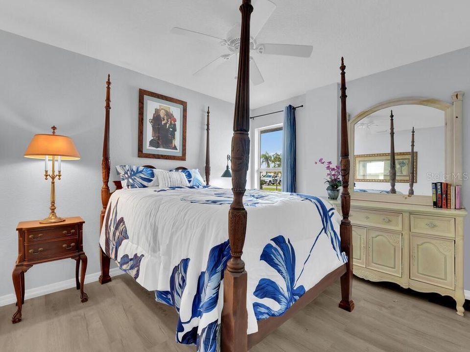 待售: $649,000 (3 贝兹, 2 浴室, 1436 平方英尺)