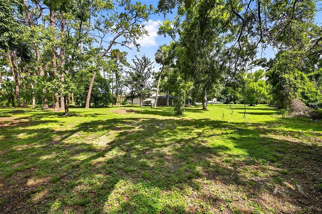 For Sale: $1,425,000 (4.43 acres)