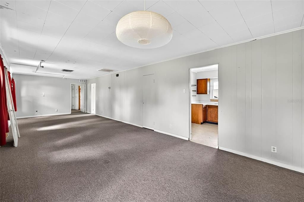 For Sale: $1,425,000 (4.43 acres)