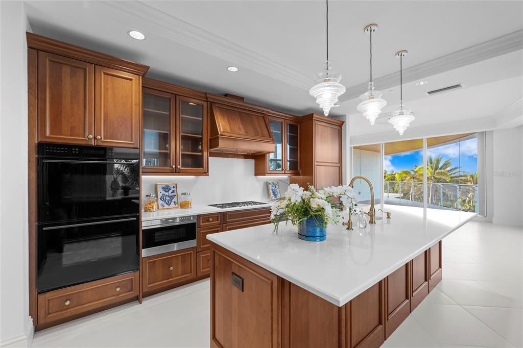 For Sale: $5,999,000 (4 beds, 4 baths, 3921 Square Feet)