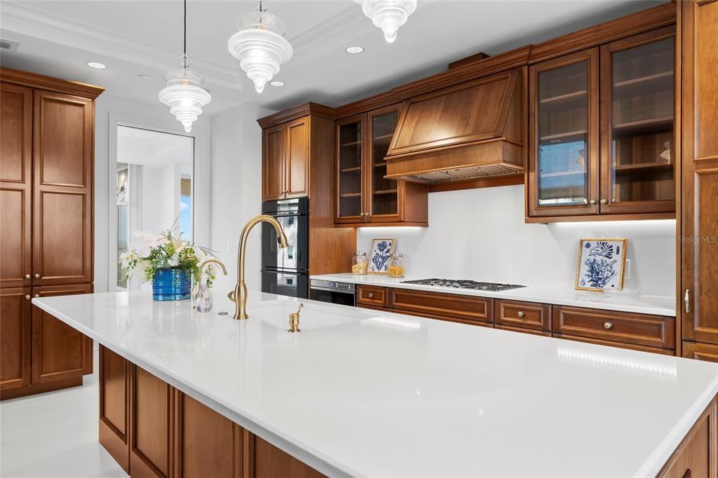 For Sale: $5,999,000 (4 beds, 4 baths, 3921 Square Feet)