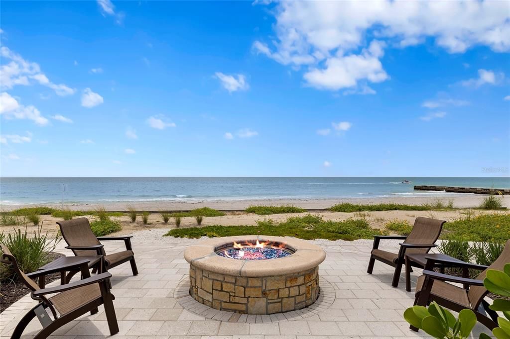 For Sale: $5,999,000 (4 beds, 4 baths, 3921 Square Feet)