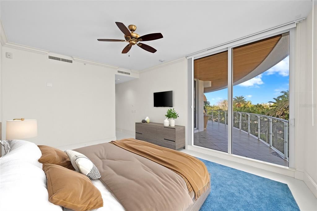 For Sale: $5,999,000 (4 beds, 4 baths, 3921 Square Feet)