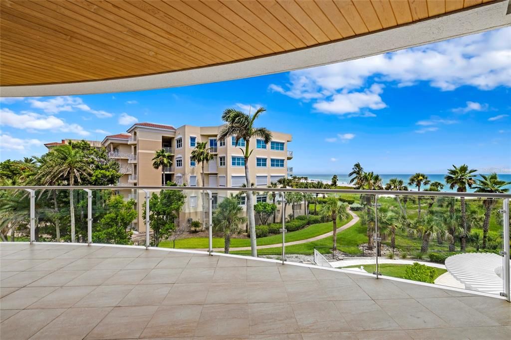 For Sale: $5,999,000 (4 beds, 4 baths, 3921 Square Feet)