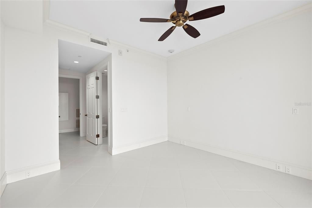 For Sale: $5,999,000 (4 beds, 4 baths, 3921 Square Feet)