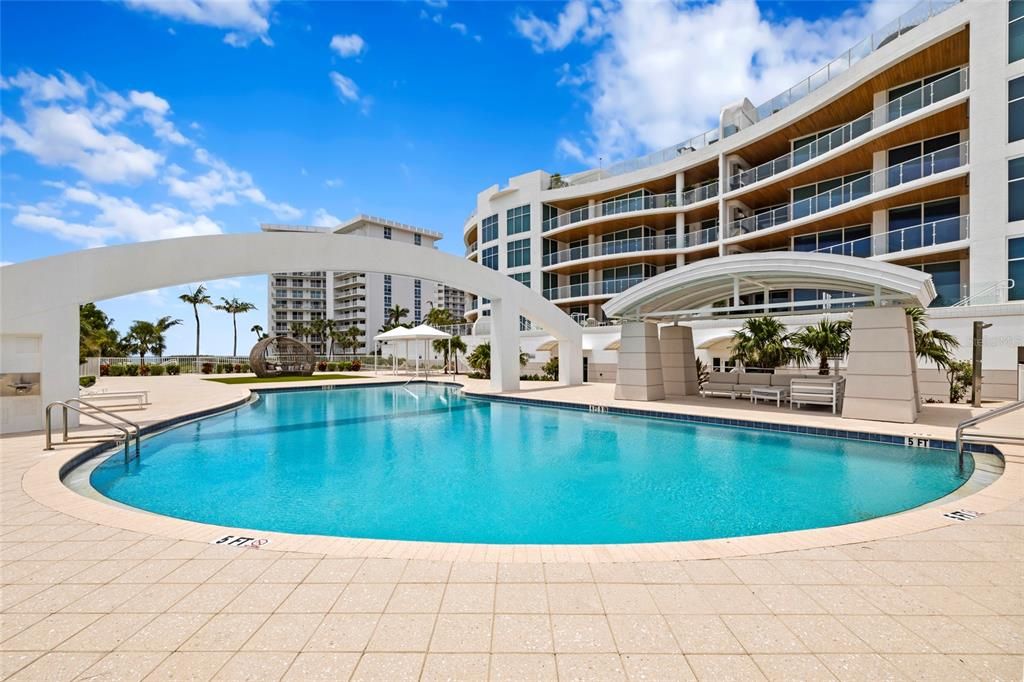 For Sale: $5,999,000 (4 beds, 4 baths, 3921 Square Feet)