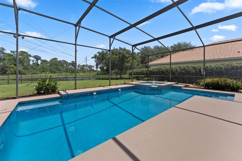 Activo con contrato: $849,900 (5 camas, 3 baños, 2788 Pies cuadrados)